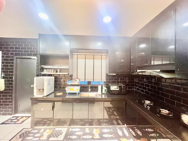 2-storey Terraced House for Sale in Setia Alam (Selangor) - Nur Adibah Ishak - PropertyGuru.com.my