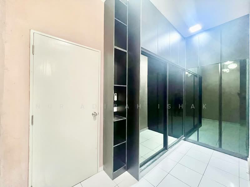 2-storey Terraced House for Sale in Setia Alam (Selangor) - Nur Adibah Ishak - PropertyGuru.com.my
