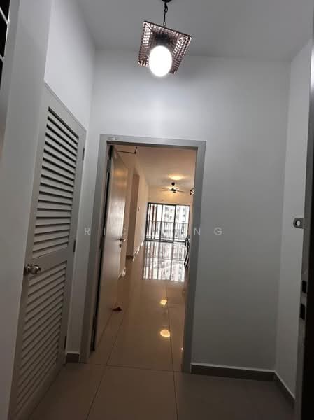 Kondominium untuk Disewa di Sky Awani Residensi 3 - Ricky Ng - Entrance - PropertyGuru.com.my