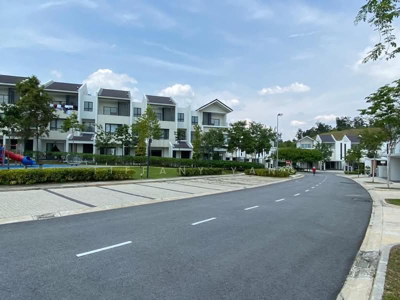 3-storey Terraced House for Sale in Tamansari (Rawang) - Tiffany Yang - PropertyGuru.com.my