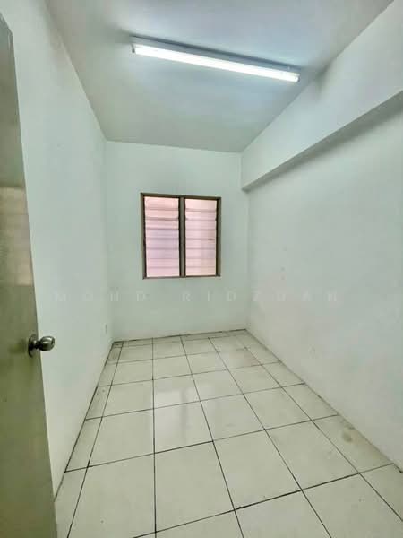 Flat for Sale at Cemara - Mohd Ridzuan - Interior - PropertyGuru.com.my