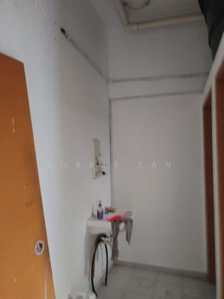 Shop / Office for Sale in Bandar Seri Alam (Masai) - Robbie Tan - Interior - PropertyGuru.com.my