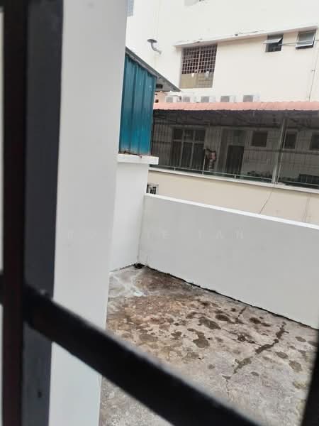 Shop / Office for Sale in Bandar Seri Alam (Masai) - Robbie Tan - Balcony - PropertyGuru.com.my
