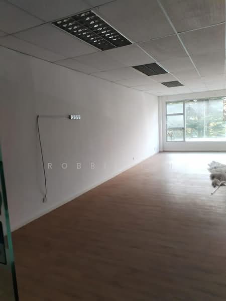 Shop / Office for Sale in Bandar Seri Alam (Masai) - Robbie Tan - Interior - PropertyGuru.com.my