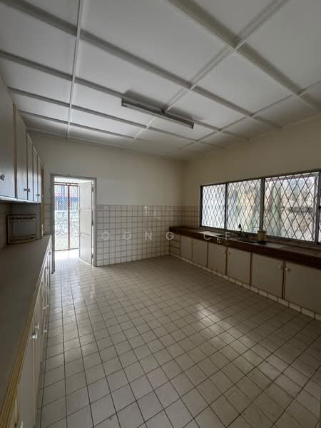 Bungalow for Sale in Taman Tun Dr Ismail (Kuala Lumpur) - Yoong CF - Kitchen - PropertyGuru.com.my