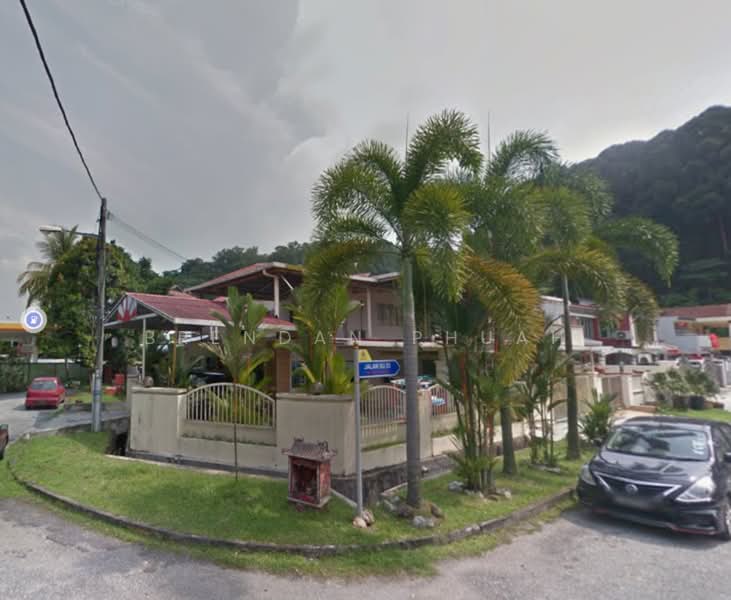 2-storey Terraced House for Sale in Taman Selayang Utama (Selayang) - Brendan Phuah - Exterior - PropertyGuru.com.my