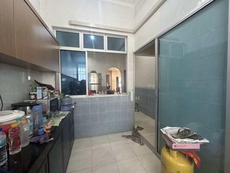 2-storey Terraced House for Sale in Taman Daya (Johor Bahru) - Ms Loh - PropertyGuru.com.my