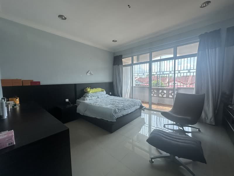 2-storey Terraced House for Sale in Taman Daya (Johor Bahru) - Ms Loh - PropertyGuru.com.my