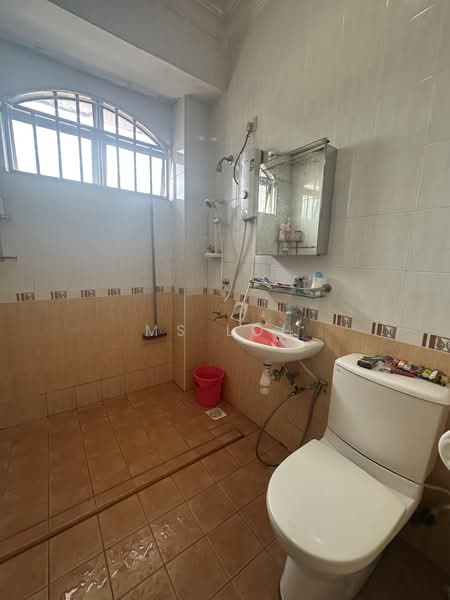 2-storey Terraced House for Sale in Taman Daya (Johor Bahru) - Ms Loh - PropertyGuru.com.my