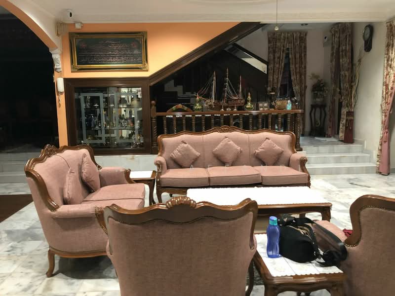 Rumah Banglo untuk Dijual di Shah Alam (Selangor) - Irwan Affandi - Living Room - PropertyGuru.com.my