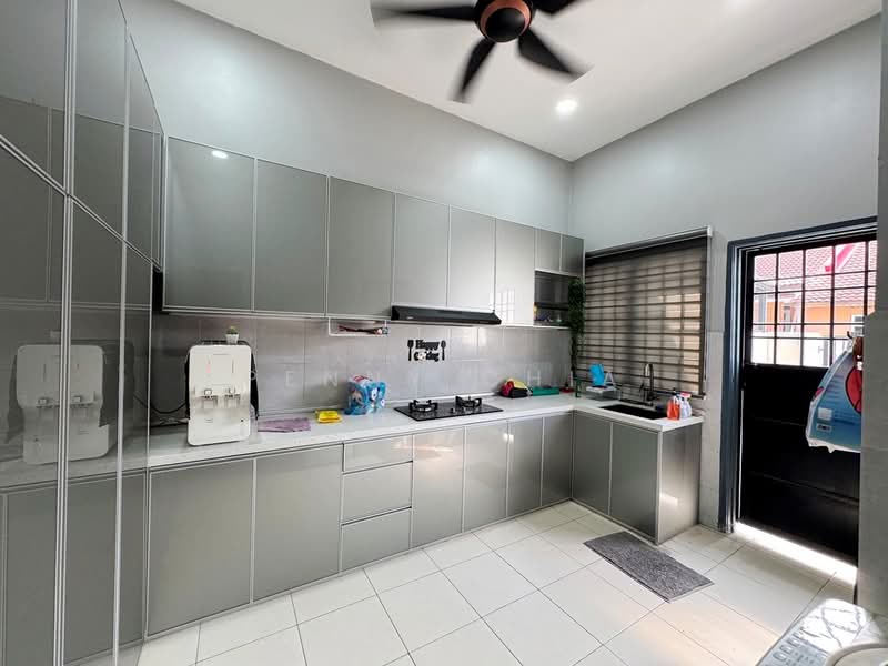 Rumah Teres 2 Tingkat untuk Dijual di Kapar (Selangor) - Penny Chia - Kitchen - PropertyGuru.com.my
