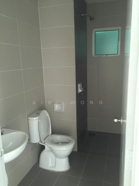 Condominium for Rent at D'suria Condominium - Aiki Wong - Bathroom - PropertyGuru.com.my