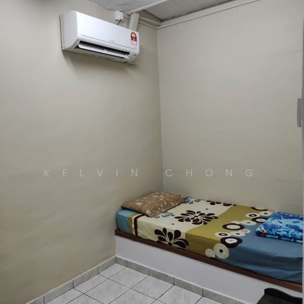 Rumah Teres 1 Tingkat untuk Disewa di Taman Ipoh Baru (Ipoh) - Kelvin Chong - Bedroom - PropertyGuru.com.my