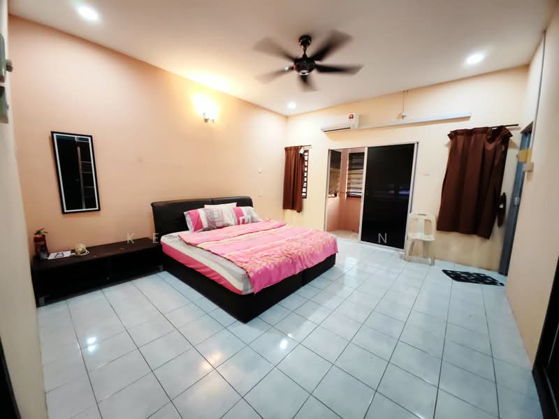2-storey Terraced House for Sale in Taman Tawas Mewah (Ipoh) - Kelvin Chong - Bedroom - PropertyGuru.com.my