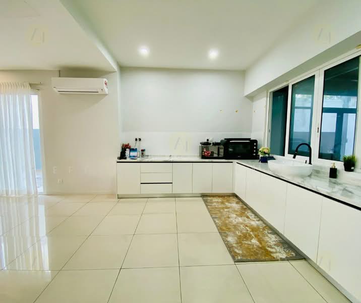 Semi-Detached House for Sale in Ulu Kelang (Kuala Lumpur) - Effendy Shohaili - Kitchen - PropertyGuru.com.my