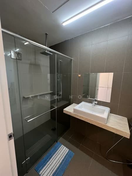 Kondominium untuk Disewa di Azelia Residence - Keng Hong - Bathroom - PropertyGuru.com.my