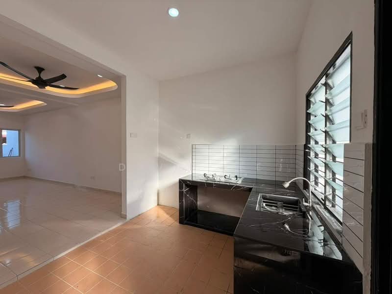 1-storey Terraced House for Sale in Sungai Jawi (Penang) - David Lee - Kitchen - PropertyGuru.com.my