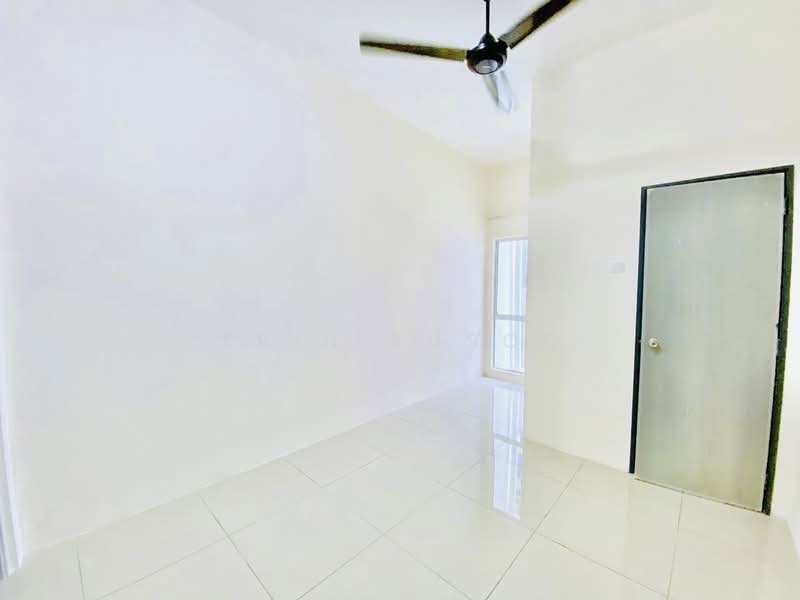 Rumah Teres 2 Tingkat untuk Disewa di Taman Vista Mutiara (Bandar Sungai Long) - Erin Yusof - Interior - PropertyGuru.com.my
