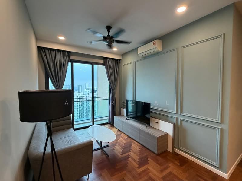 Servis Apartment untuk Dijual di Bloomsvale Menara Vista Petaling - Amber Chau - Living Room - PropertyGuru.com.my