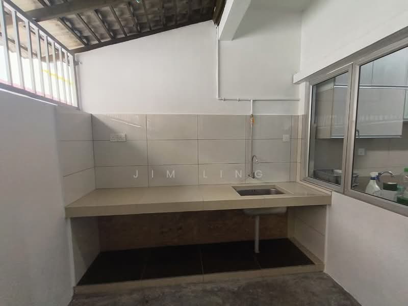 2-storey Terraced House for Rent in Setia Indah (Setia Alam) - Jim Ling - Kitchen - PropertyGuru.com.my