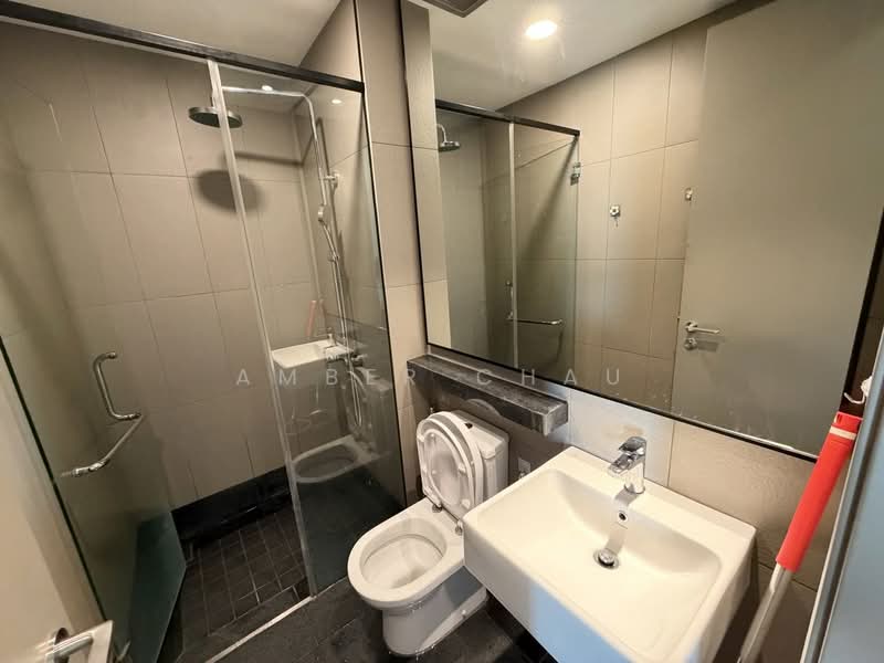 Service Residence for Rent at Bloomsvale Menara Vista Petaling - Amber Chau - Bathroom - PropertyGuru.com.my