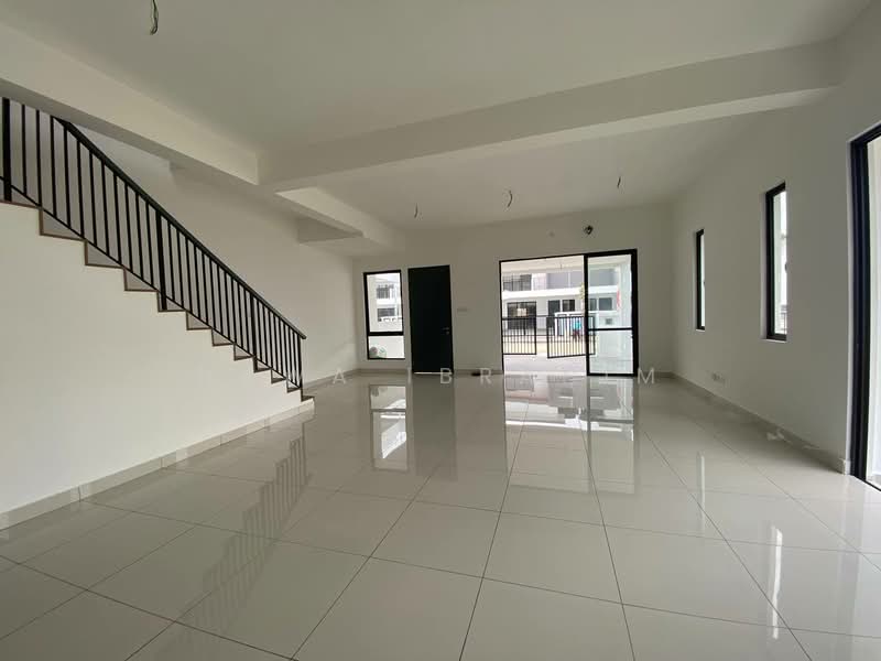 2-storey Terraced House for Sale in Seremban (Negeri Sembilan) - Hawa Ibrahim - Living Room - PropertyGuru.com.my