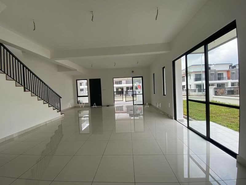 2-storey Terraced House for Sale in Seremban (Negeri Sembilan) - Hawa Ibrahim - Living Room - PropertyGuru.com.my