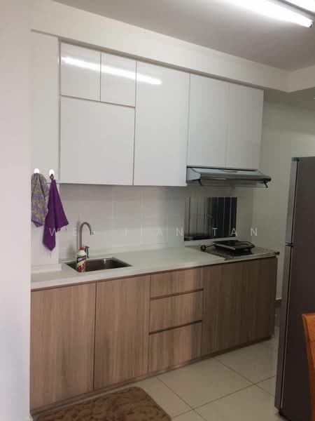 Servis Apartment untuk Disewa di D'Ambience Residences (Pangsapuri Ikatan Flora) - Wei Jian Tan - Kitchen - PropertyGuru.com.my
