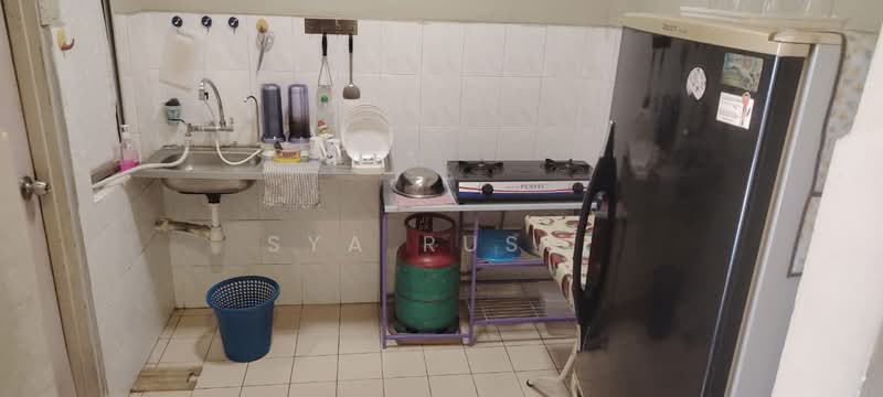Pangsapuri untuk Disewa di Kekwa Apartment - Sya Rusli - Kitchen - PropertyGuru.com.my