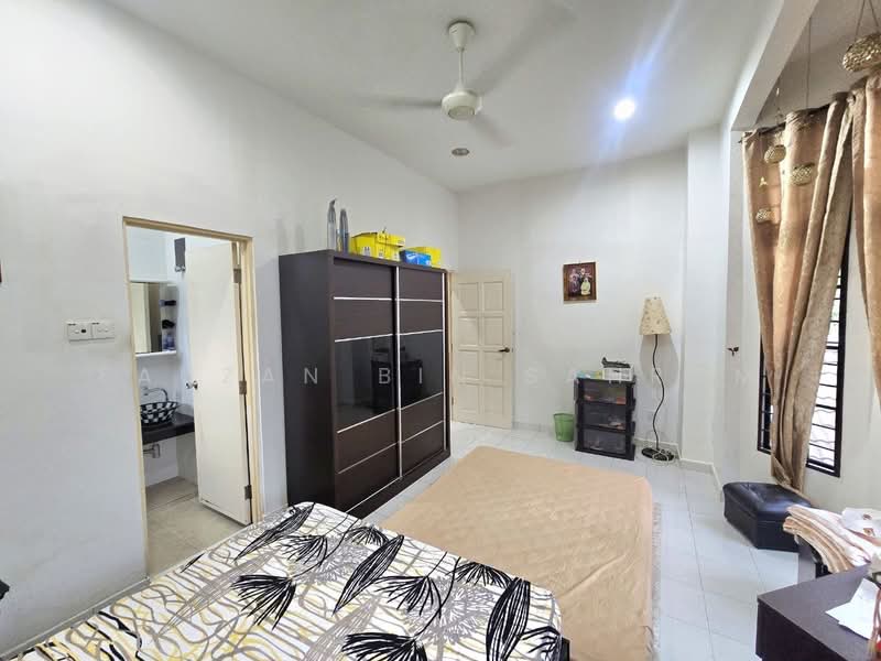Bungalow for Sale in Taman Rasah Kemayan (Rasah) - Fauzan bin Sahrom - PropertyGuru.com.my