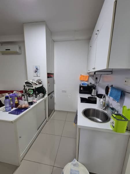 Servis Apartment untuk Disewa di Centrestage Designer Suite - Ivan Chan - Kitchen - PropertyGuru.com.my