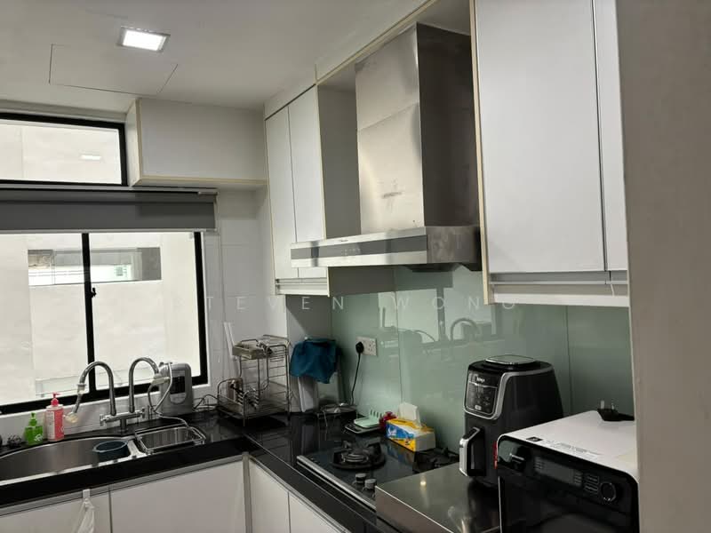 Condominium for Sale at Papillon Desahill Condominium - Steven Wong - Kitchen - PropertyGuru.com.my