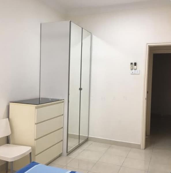 Kondominium untuk Disewa di Pelangi Utama - Ivan Chan - Bedroom - PropertyGuru.com.my