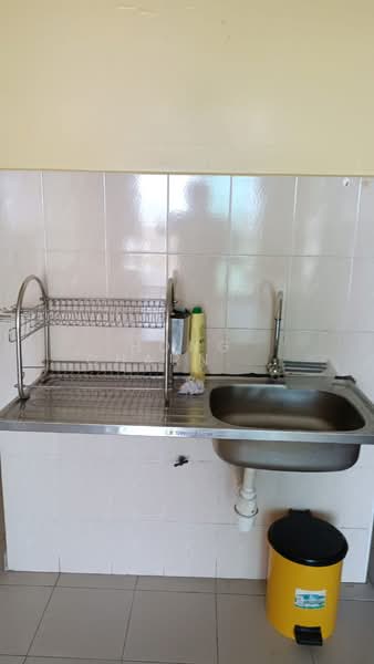Pangsapuri untuk Disewa di Lake View Suites - Hong Charng Lee - Kitchen - PropertyGuru.com.my
