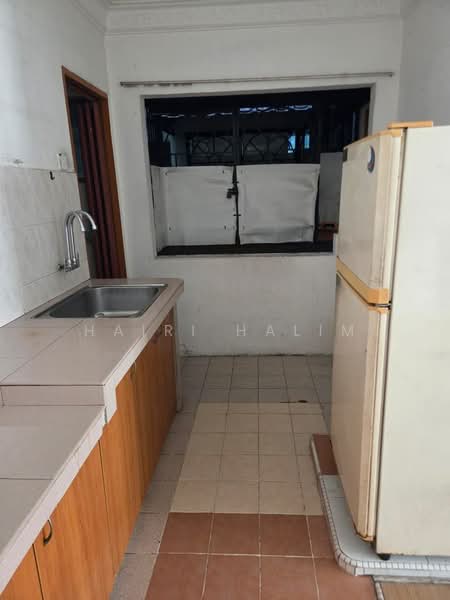 Rumah Flat untuk Dijual di Lestari Apartment - Hairi Halim - PropertyGuru.com.my