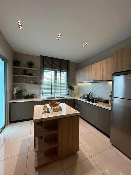 Semi-Detached House for Sale in Eco Forest (Semenyih) - Alvin Lee - Kitchen - PropertyGuru.com.my
