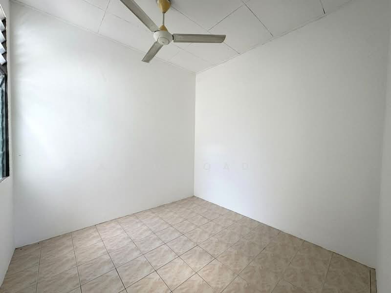 1-storey Terraced House for Sale in Bandar Saujana Putra (Tanjong Duabelas) - Abdul Qadir - PropertyGuru.com.my