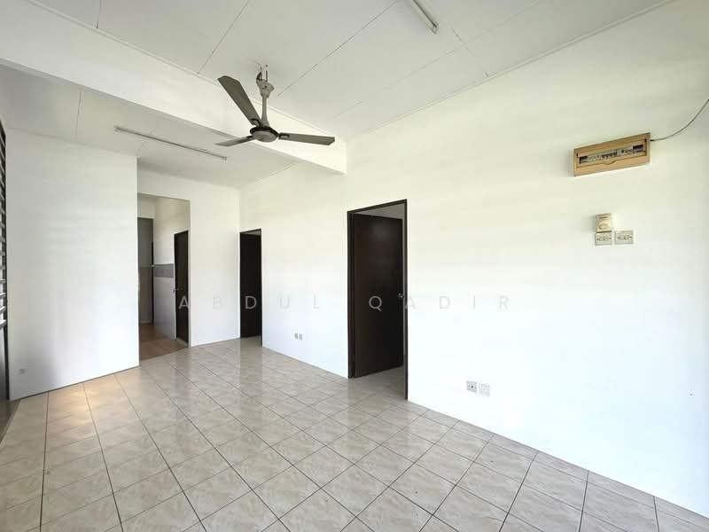 1-storey Terraced House for Sale in Bandar Saujana Putra (Tanjong Duabelas) - Abdul Qadir - PropertyGuru.com.my