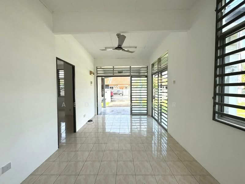 1-storey Terraced House for Sale in Bandar Saujana Putra (Tanjong Duabelas) - Abdul Qadir - PropertyGuru.com.my