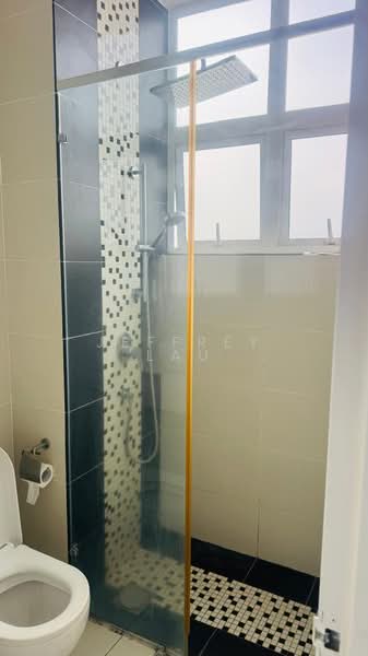 Service Residence for Sale at Skypod Residence - Jeffrey Lau - Bathroom - PropertyGuru.com.my