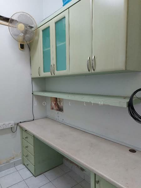 Rumah Teres 1 Tingkat untuk Dijual di Taman Pelangi Indah (Ulu Tiram) - Jovel Lim - Study - PropertyGuru.com.my