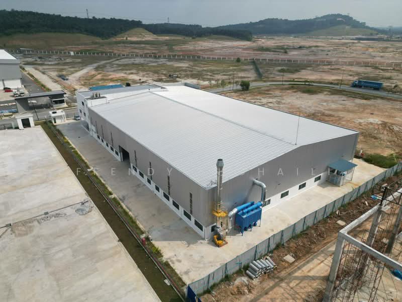 Kilang untuk Dijual di Eco Business Park V (Puncak Alam) - Effendy Shohaili - Exterior - PropertyGuru.com.my