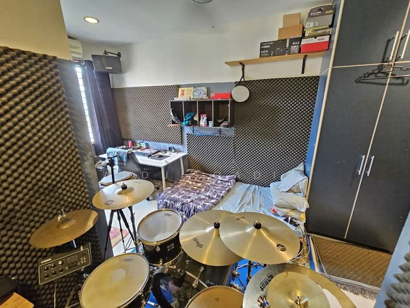 Rumah Teres 2.5 Tingkat untuk Dijual di Taman Dagang Permai (Ampang) - Abdul Qadir - PropertyGuru.com.my