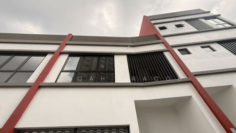 Retail Space for Rent in Bukit Jelutong (Shah Alam) - Atiqah Yaacob - Exterior - PropertyGuru.com.my