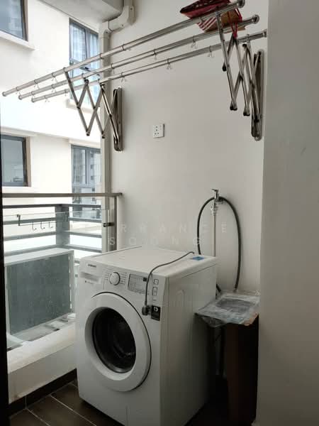 Kondominium untuk Disewa di Amberside @ Country Garden Danga Bay - Terrance Soong - Balcony - PropertyGuru.com.my