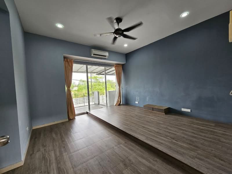 Rumah Teres 2 Tingkat untuk Dijual di Bemban (Melaka) - Helen BF - Living Room - PropertyGuru.com.my