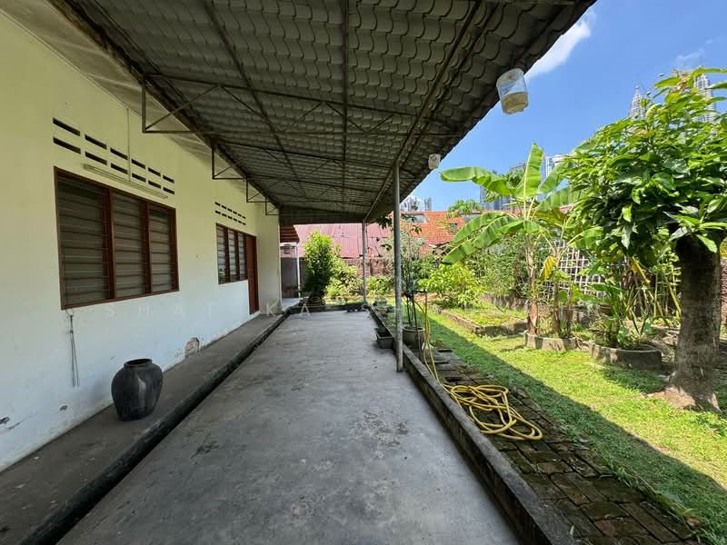 Rumah Banglo untuk Dijual di Kampung Cheras Baru (Ampang) - Shafika Shahidin - Exterior - PropertyGuru.com.my