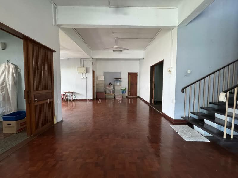 Rumah Banglo untuk Dijual di Kampung Cheras Baru (Ampang) - Shafika Shahidin - Interior - PropertyGuru.com.my