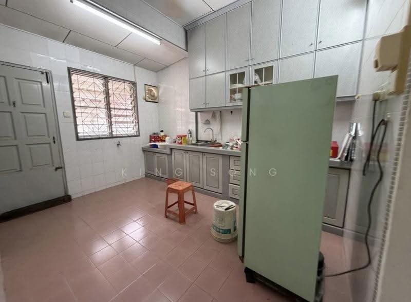 1-storey Terraced House for Sale in Taman Desa Duyong (Duyong) - King Song - Kitchen - PropertyGuru.com.my