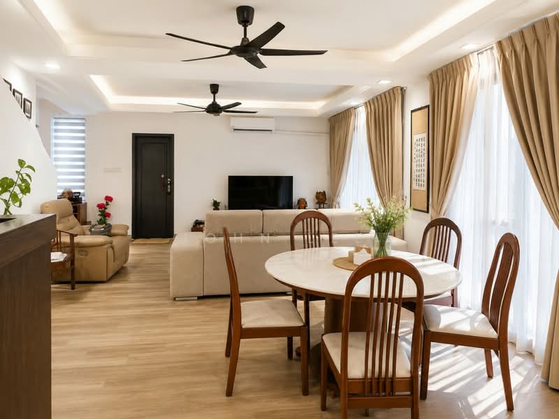 2-storey Terraced House for Sale in Bandar Kinrara Seksyen 1 (Bandar Kinrara) - John Lee - Living Room - PropertyGuru.com.my